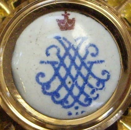 Знак ордена  Святой  Анны 3-й степени Фирма «Эдуард» ИЛ.jpg