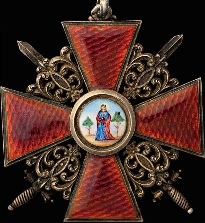 Знак ордена Святой Анны I степени с мечами французского производства.jpg