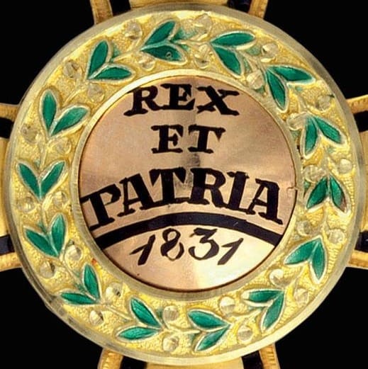 Знак  ордена Virtuti Militari III степени.jpg