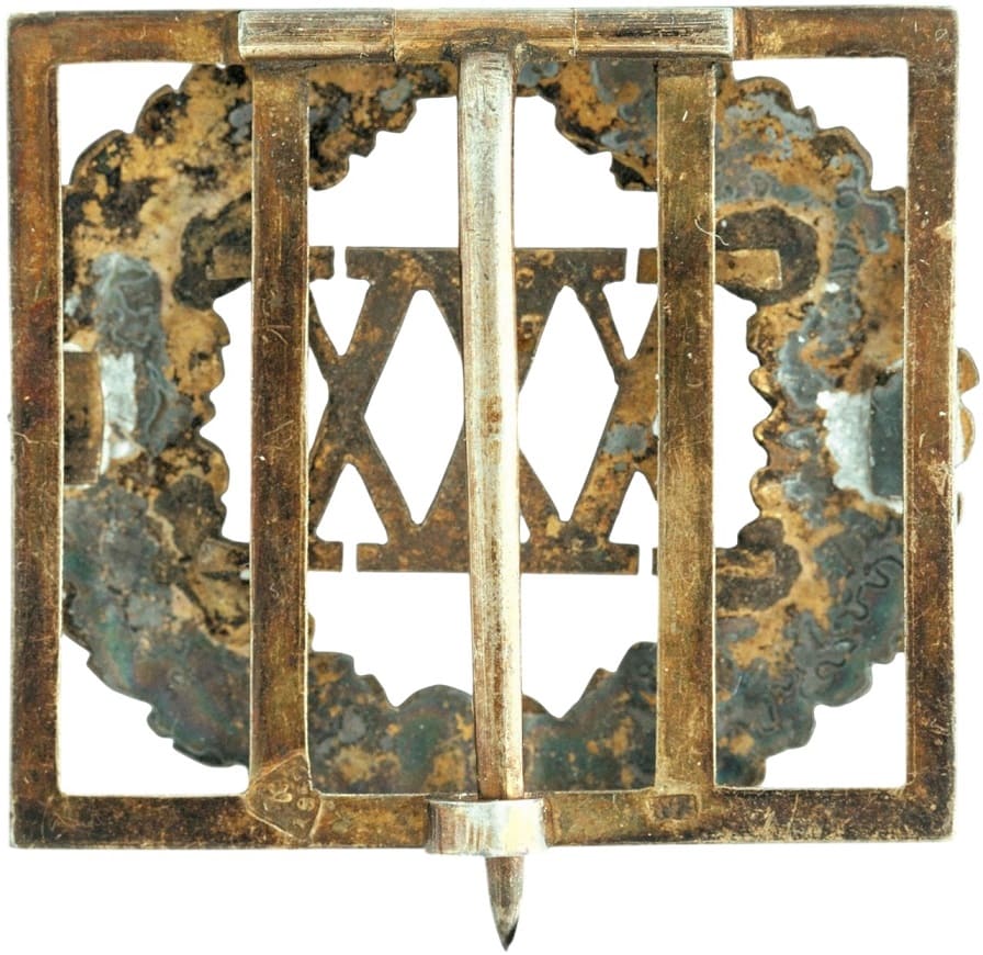 Знак отличия за 30 лет  беспорочной службы WK.jpg
